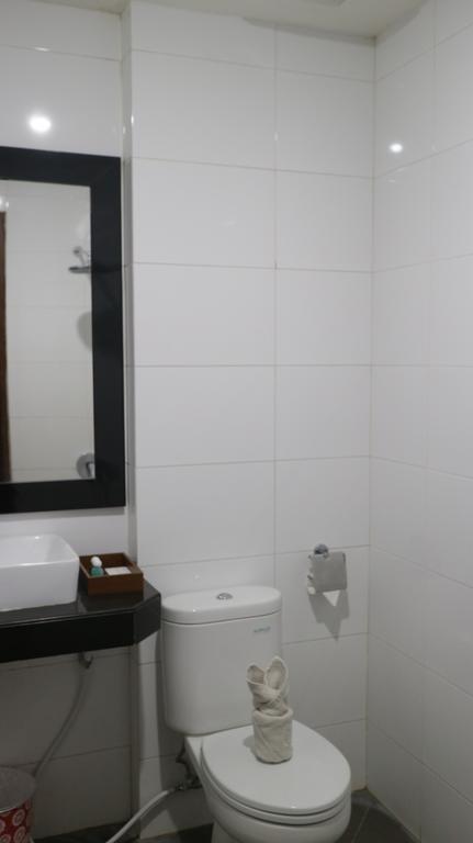 西里邦迪安大酒店 井里汶 外观 照片